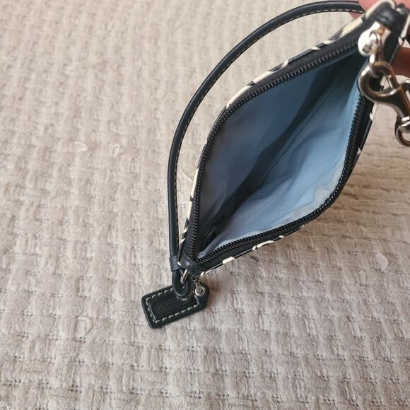 Coach Black and White Patterned Wristlet - Picture 8 of 9